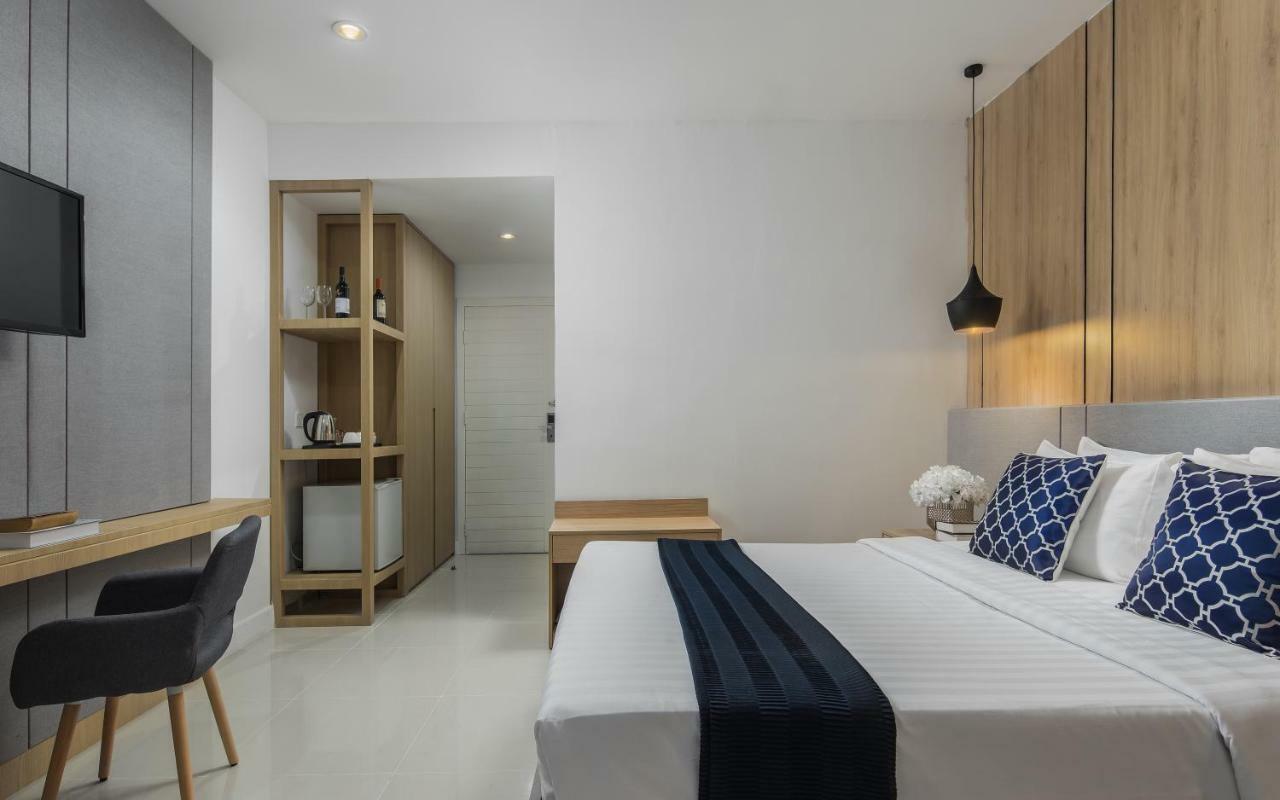 Altos Hotel Phnom-Penh Buitenkant foto
