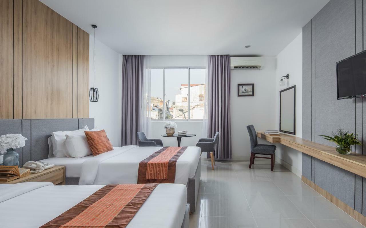 Altos Hotel Phnom-Penh Buitenkant foto