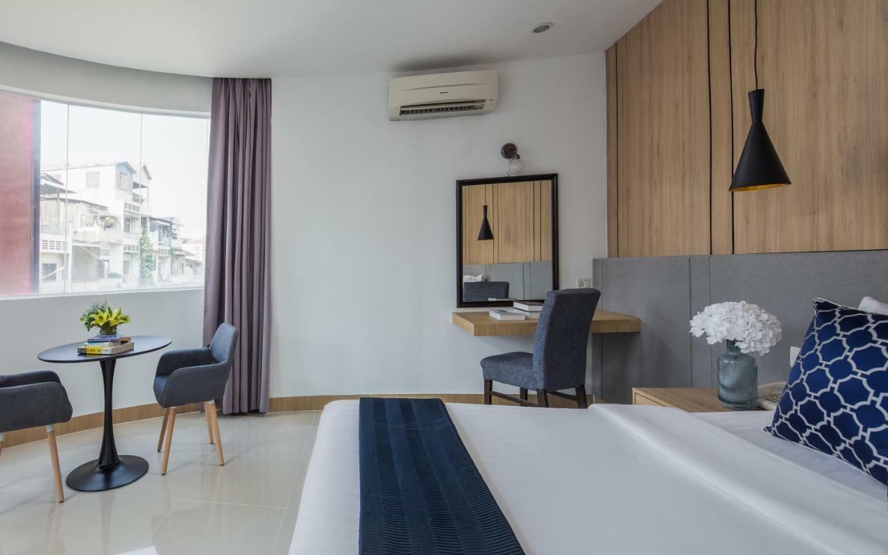 Altos Hotel Phnom-Penh Buitenkant foto